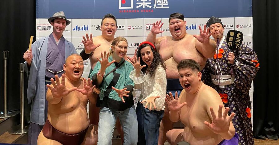 Osaka: Sumo Stage Show with Bento or Snack + Fight & Photo - Arriving at Namba Parks and finding the hall