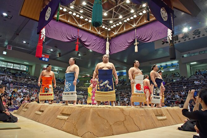 Sumo Tournament Experience in Nagoya - Meeting the guide before the arena