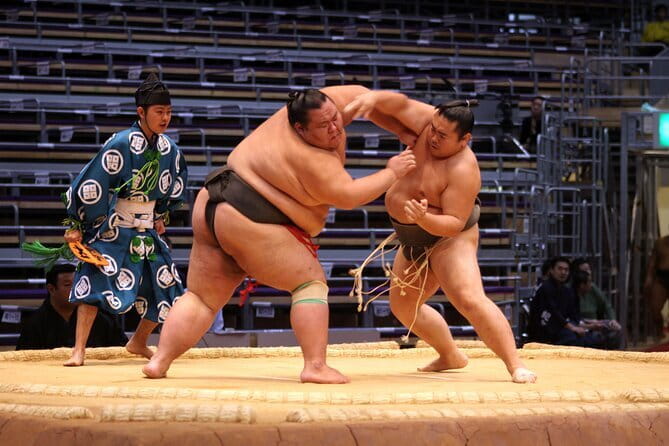Sumo Wrestling Tournament A-Class Seats & ExpertGuide | Tokyo MAY - Why the 2:00 pm start works so well
