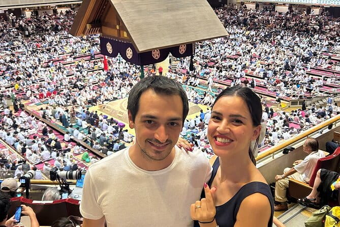 Sumo Wrestling Tournament A-Class Seats & ExpertGuide | Tokyo MAY - Ryogoku Kokugikan, the right setting for sumo