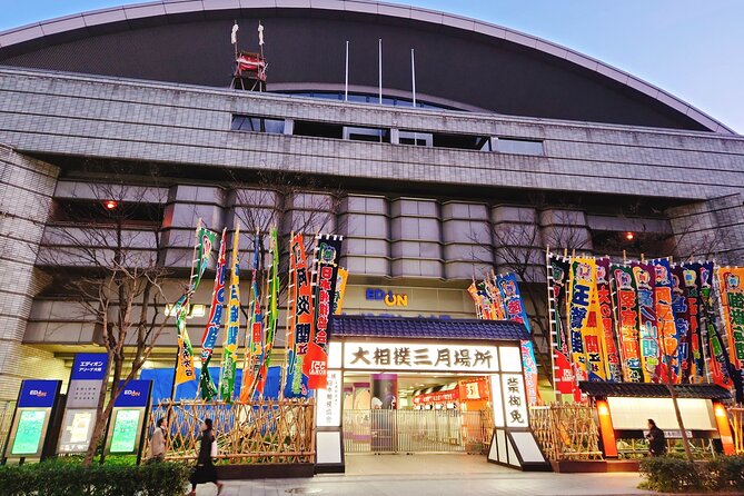 Sumo Wrestling Tournament Chair Seats & Expert Guide | Osaka Mar - The strongest matches from 4 to 6 p.m.