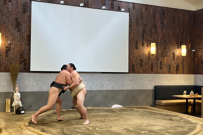 the SUMO show with Dinner - What happens during the 90-minute show