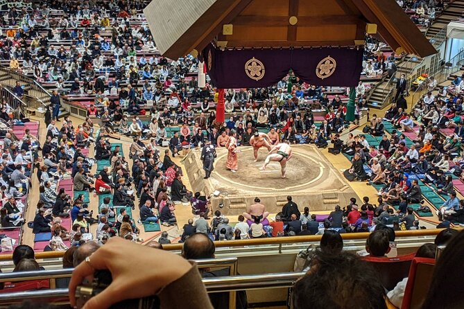 Tokyo: Enjoy Sumo match and know about it! [Ticket included] - Why the live match is the main event