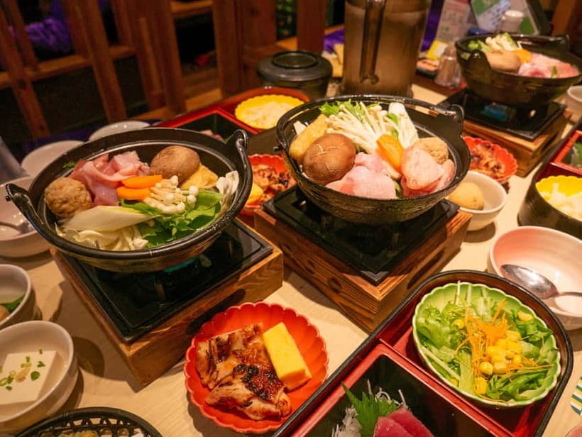 Tokyo: Family Sumo Workshop & Live Wrestling Show with Lunch - Who will enjoy this most