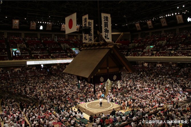Tokyo Grand Sumo Tournament Viewing Tour - Entering Ryogoku Kokugikan and finding the Sumo Museum