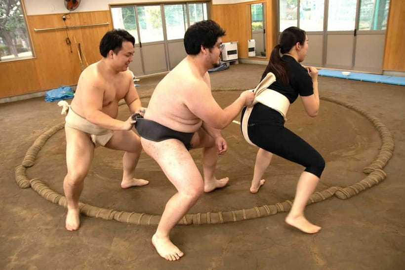 Tokyo: Sanctuary Authentic Grand Sumo Experience & Training - Learning the basic wrestling before the matches