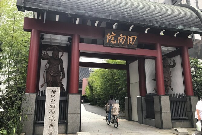 Tokyo Sumo Culture Tour with Chanko-Nabe Lunch in Ryogoku - Ryogoku Kokugikan from the outside