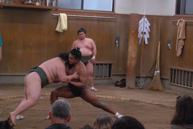 Tokyo: Sumo Morning Practice -Stable Visit Tour with a Guide - What the rules mean for your morning
