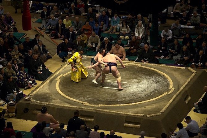 Ultimate Sumo Tournament: Tokyo, Osaka, Nagoya, Fukuoka - Why the guide matters once the matches begin